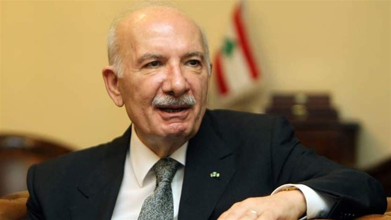  رحيل "عراب اتفاق الطائف"..  الرئيس حسين الحسيني في ذمة الله 