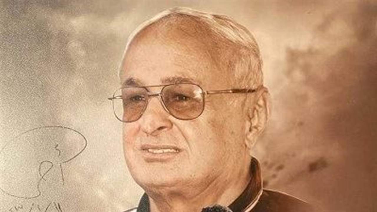 "عمّو بابا" .. وثائقي عن حياة "شيخ مدرّبي" العراق والخليج