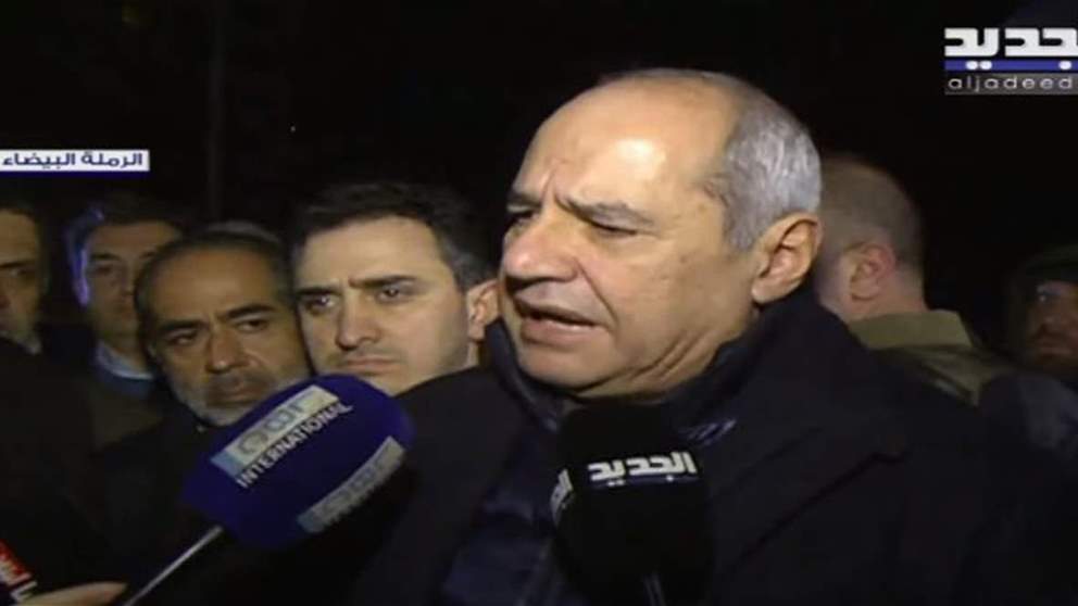 النائب ملحم خلف من امام مركز امن الدولة - الرملة البيضاء: بدولة القانون لا تنصب افخاخ للمواطنين  ونحن لا نقبل ان يكون هناك توقيف اعتباطي... للمتابعة :