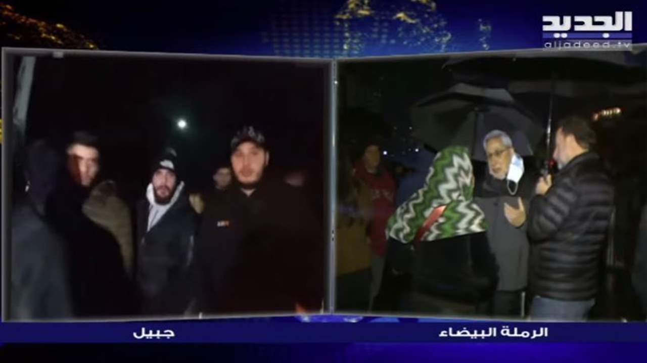 المحتجون في جبيل يواصلون تحركهم التضامني مع الناشط وليام نون  ... للمتابعة مباشرة: 