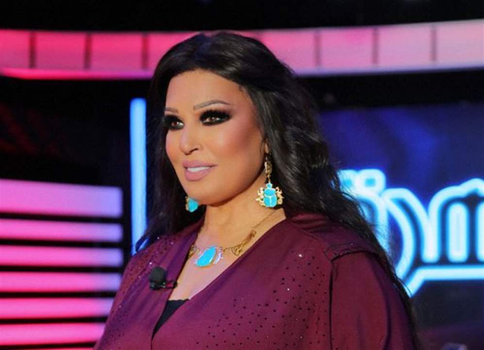 ساعة ونصف من الضحك مع فيفي عبده في كتاب الشهرة .. اشعلت الاستديو برقصها وكادت تبكي بسبب معاناتها