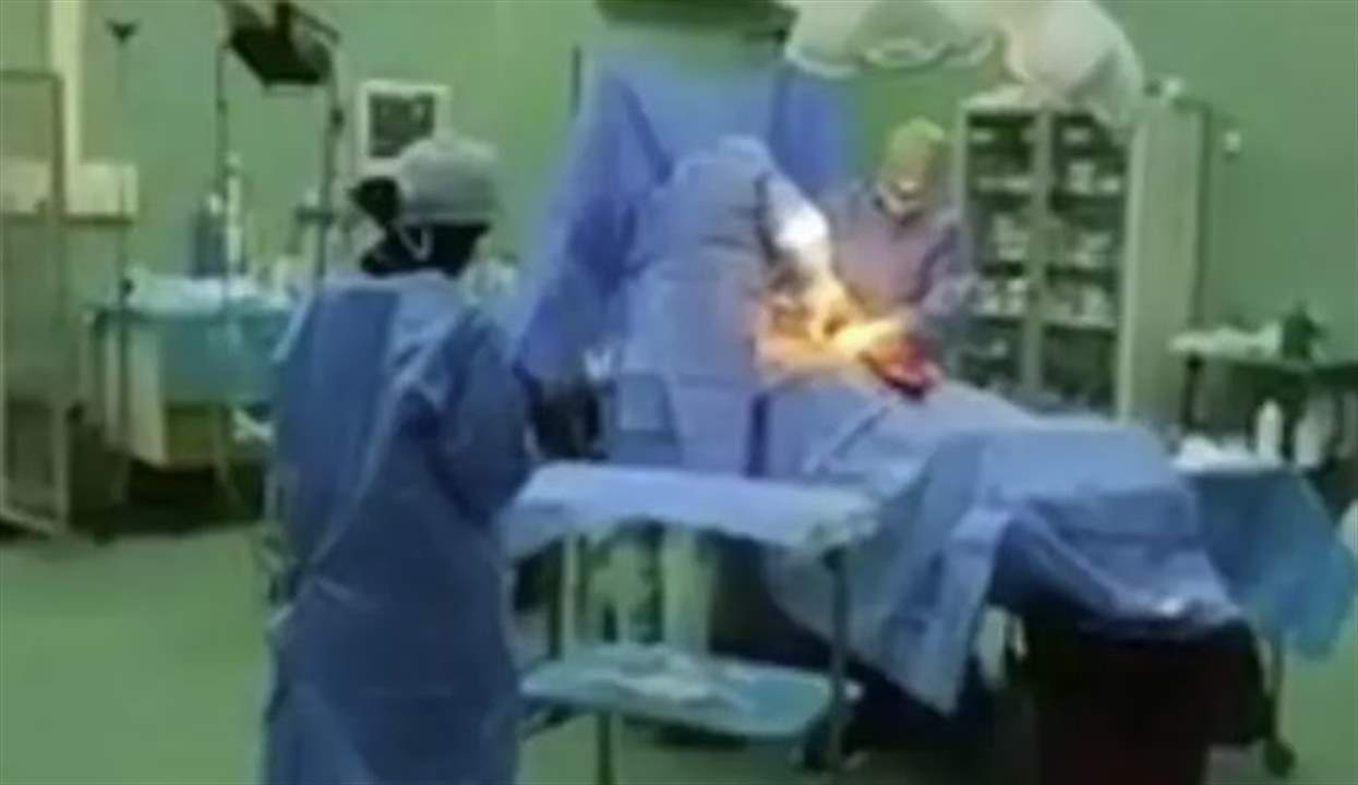 فرحة تتحول الى مأساة... بعدما استقبلت مولودها قطعت يدها!