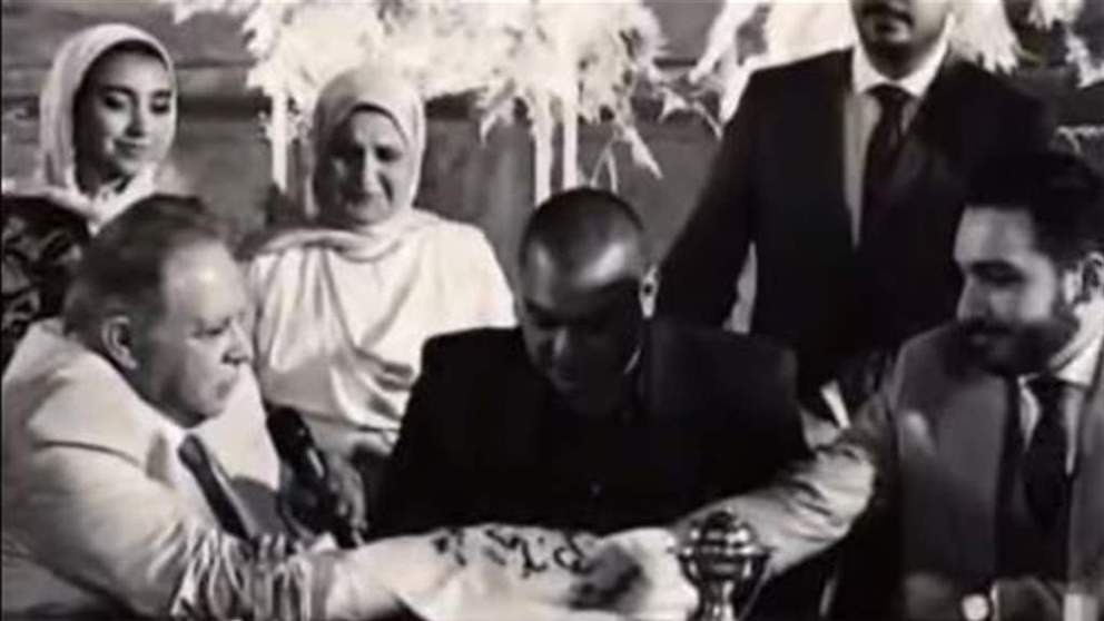 بالفيديو ـ وصية مؤثرة من أب مصري إلى زوج ابنته في عقد قرانها : "لا تؤذيني في إبنتي وأول رزقي ودليلي إلى الخير " !