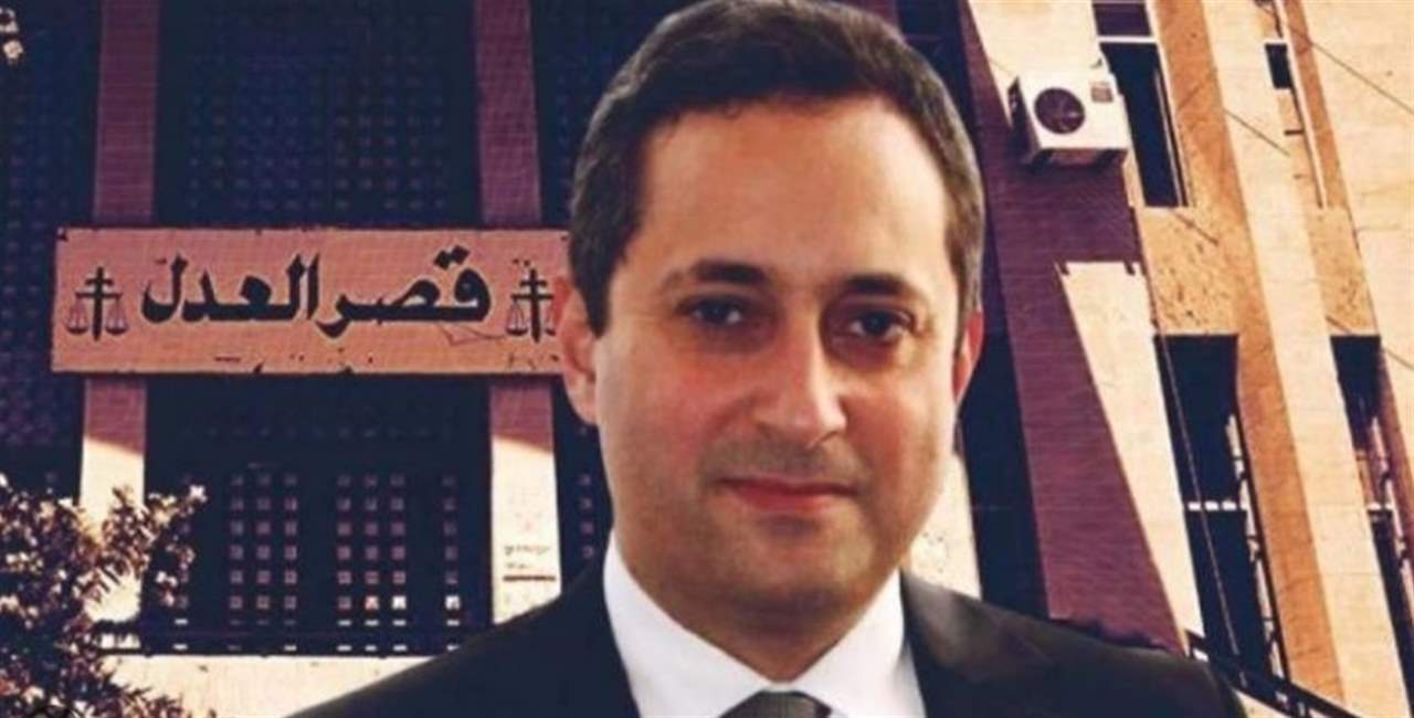 بالصور -  المحقق العدلي يبلغ كل من نهاد المشنوق وغازي زعيتر وحسان دياب لصقا بمواعيد جلسات استجوابهم