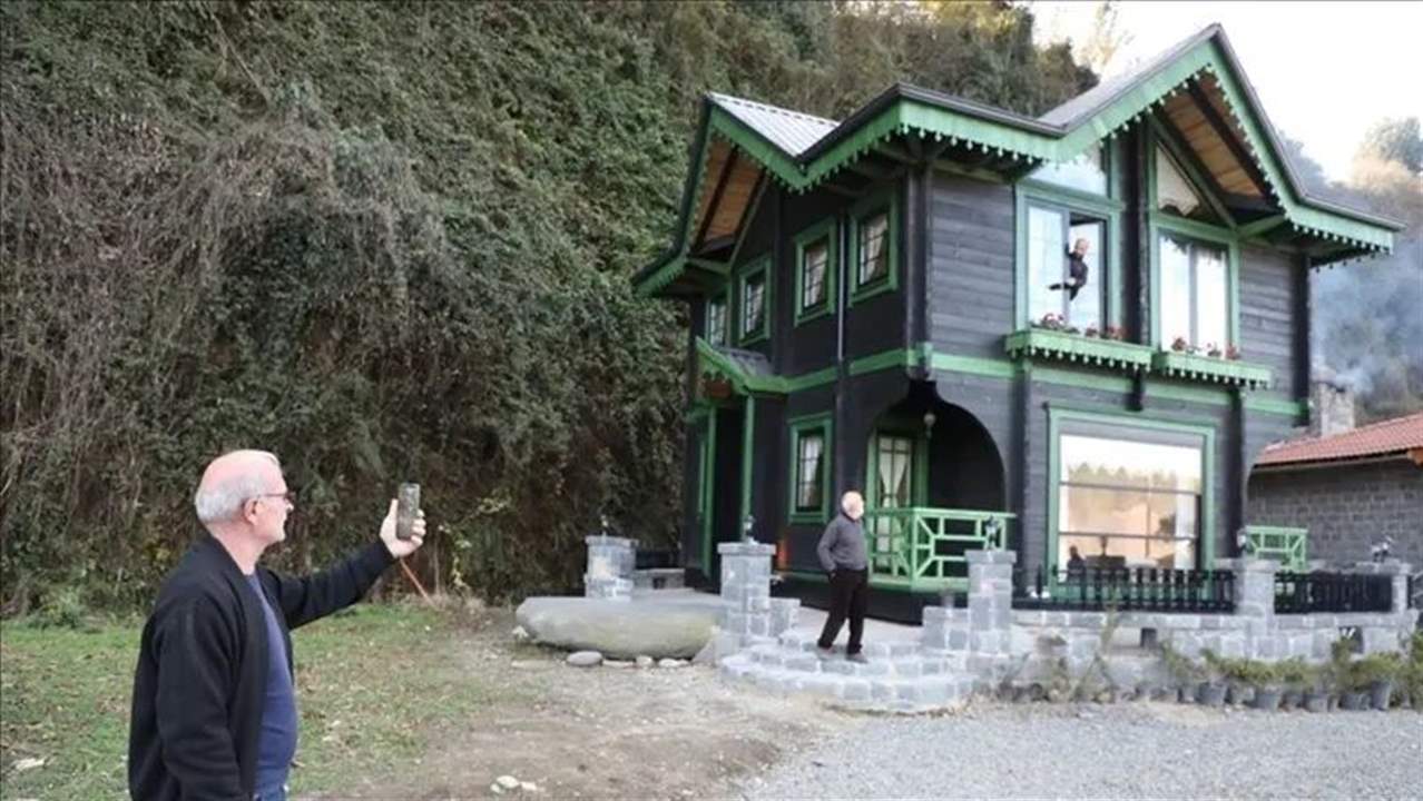 بالفيديو ـ قصة منزل فريد من نوعه في تركيا يدور حول نفسه دورة كاملة !