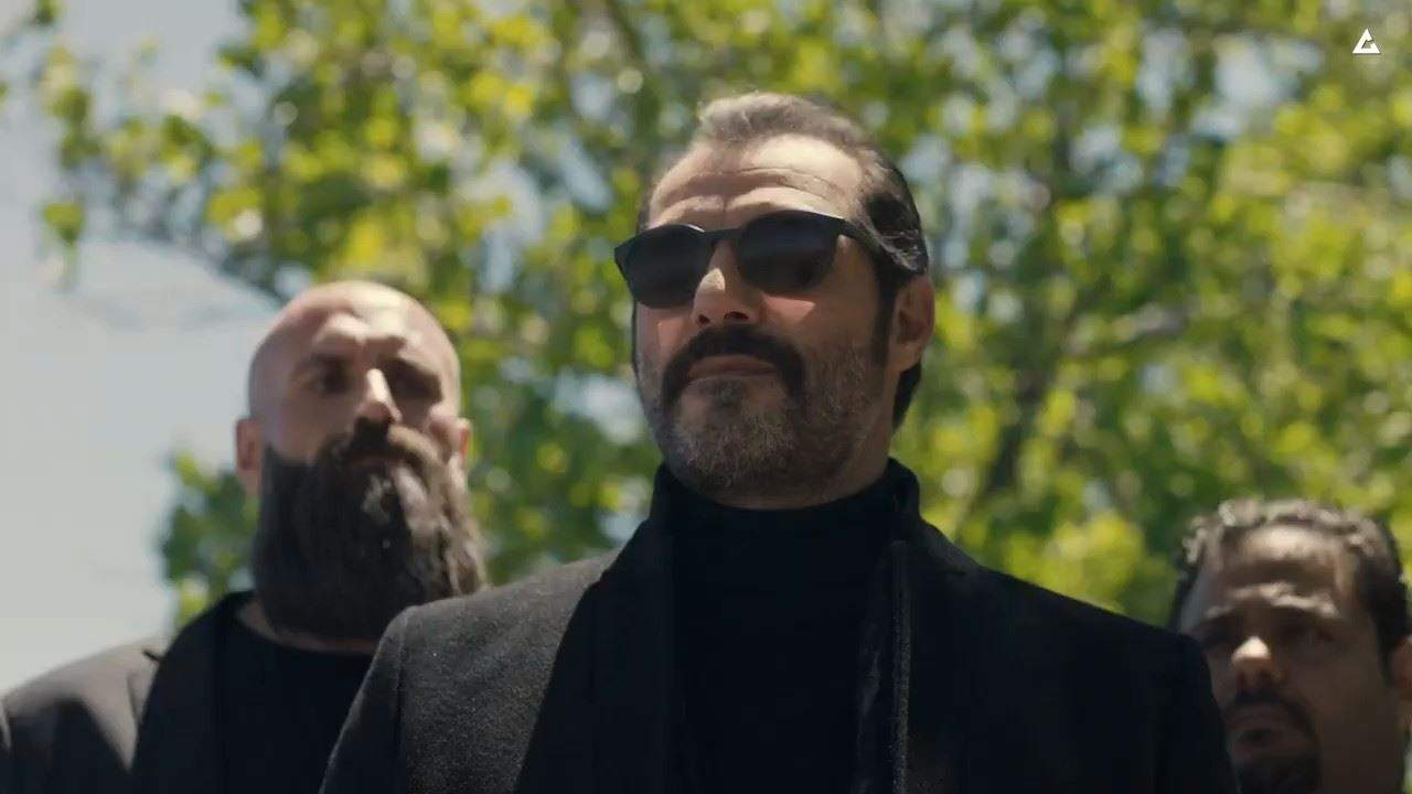 عادل كرم برسالة مؤثرة بعد ايام على وفاة والدته:يا قلبنا انتي