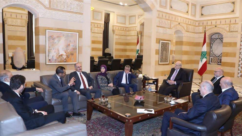 إجتماع "صحي" في السراي الحكومي بحث الأوضاع الصحية ومطالب القطاع الإستشفائي