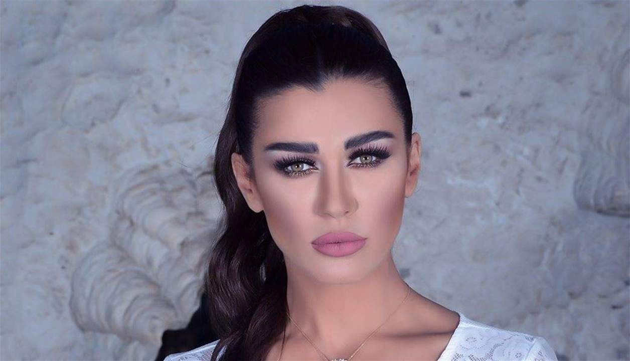 نادين الراسي تبكي المتابعين: الحياة قصيرة
