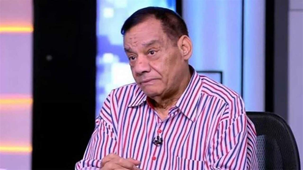 ممنوع من مغادرة العناية المركزة.. تطورات في حالة حلمي بكر الصحية