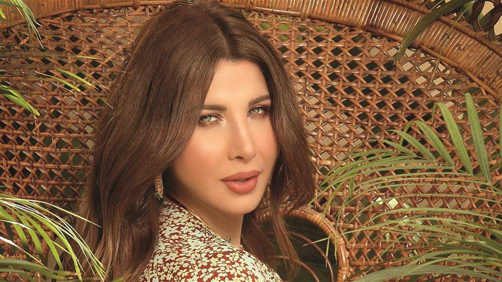 نانسي عجرم تتأثر على المسرح في الكويت بسبب ما حصل في سوريا.. هذا ما طلبته من جمهورها
