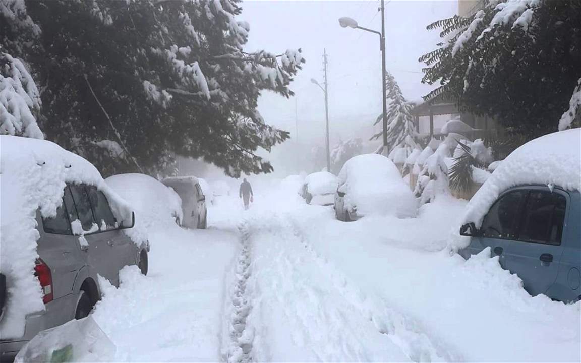 عدد من الطرقات الجبلية مقطوعة حاليا بسبب تراكم الثلوج .. اليكم التفاصيل! 