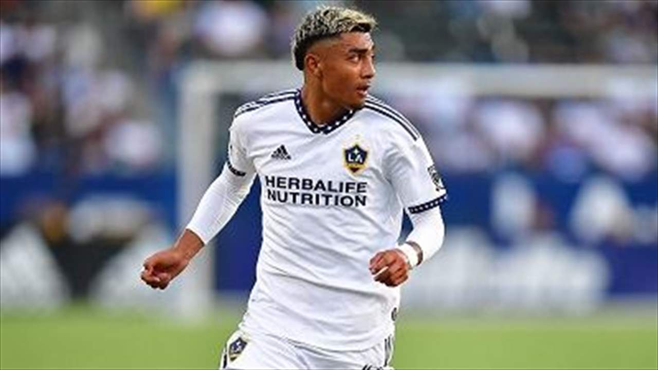 فيديو - أراوخو أخيراً إلى برشلونة بعد استئناف ناجح 