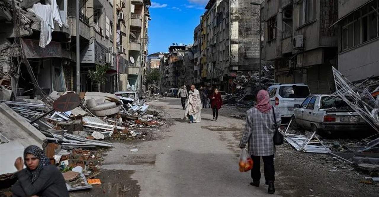 وصول 3 طائرات إماراتية الى مطاري دمشق واللاذقية تحمل مساعدات الى متضرري الزلزال