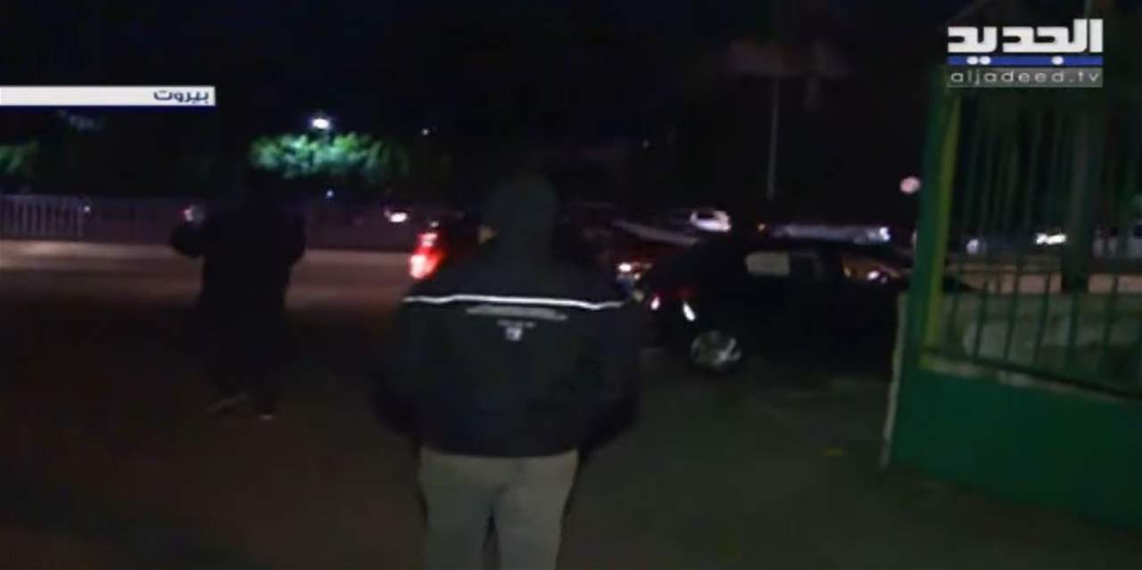 مراسل "الجديد": خروج عدد كبير من اللبنانيين بسياراتهم إلى محيط حرش بيروت