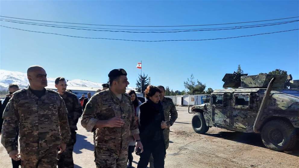   بالصور ـ جولة للسفيرة الفرنسية في مناطق البقاع وعرسال وبعلبك-الهرمل 