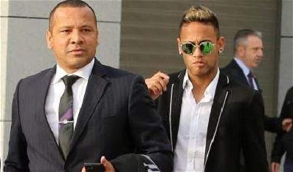 والد نيمار يفاجيء الجميع بعلاقة مع صديقة زوجته !