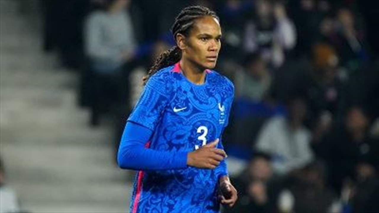 ثورة في منتخب فرنسا .. انسحاب 3 نجمات قبل كأس العالم