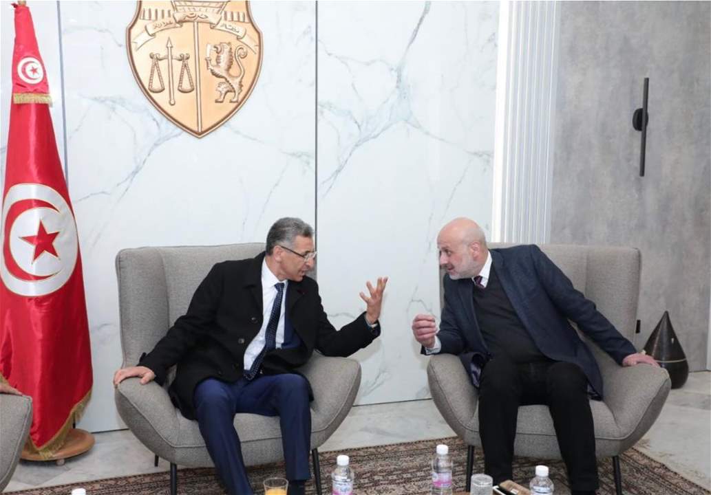 مولوي في تونس للمشاركة بأعمال الدورة الأربعين لمؤتمر وزراء الداخلية العرب 