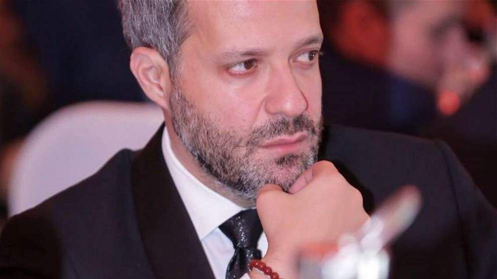 زين العمر ينعى احد اقرب الناس اليه : أول مرة بحّس حزني ما بقا يخلص