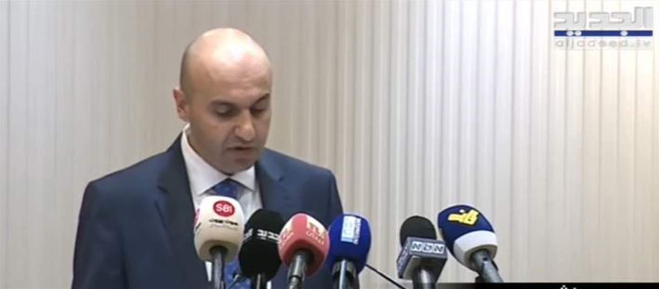 المقدم في الأمن العام  علي ترمس لعسكريي الامن العام خلال مراسم مغادرة اللواء عباس ابراهيم من المديرية العامة للأمن العام : لرص الصفوف والجهوزية الكاملة للحفاظ على وحدة الوطن وسلمه الاهلي... للمتابعة: 