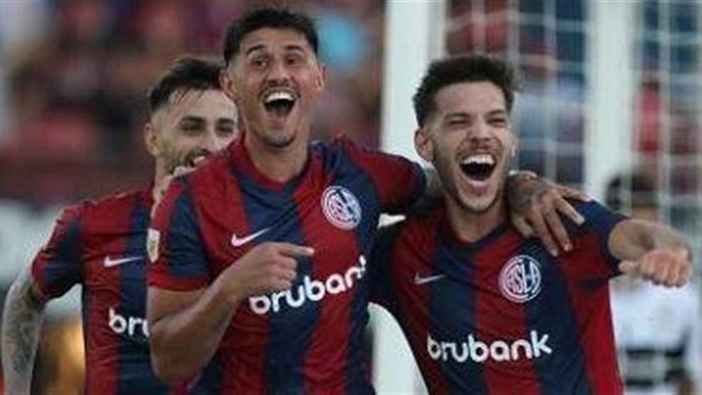 نادي أرجنتيني يُكرّم البابا فرنسيس بطريقة فريدة