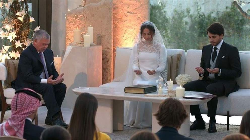 الملكة رانيا العبدلله برسالة مؤثرة لإبنتها الاميرة ايمان بعد زواجها ليل امس