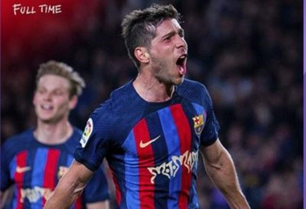 فيديو - الكلاسيكو برشلوني أمام بيب وأرملة كرويف وزواج على المُدرّج