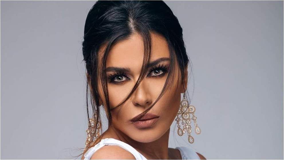 ابن نادين الراسي يفاجئها في عيد الام بعد فترة غياب طويلة