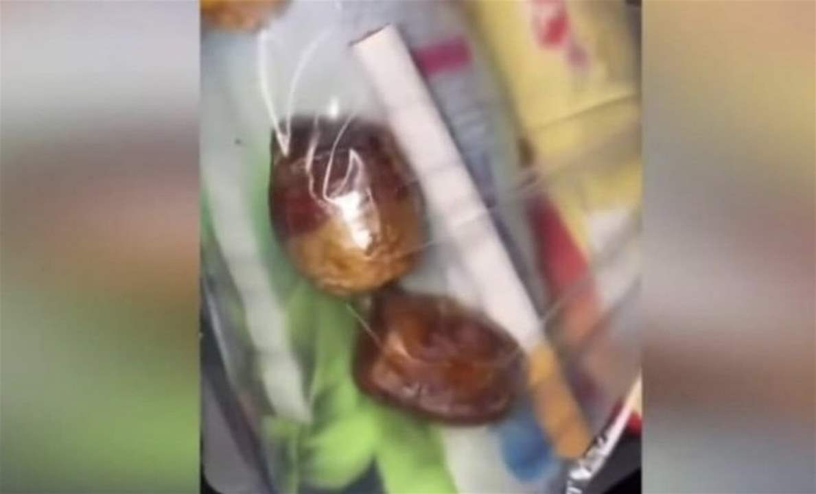 بالفيديو ـ "تمر وسيجارة".. أغرب إفطار صائم في مصر يُثير الجدل والسخرية !