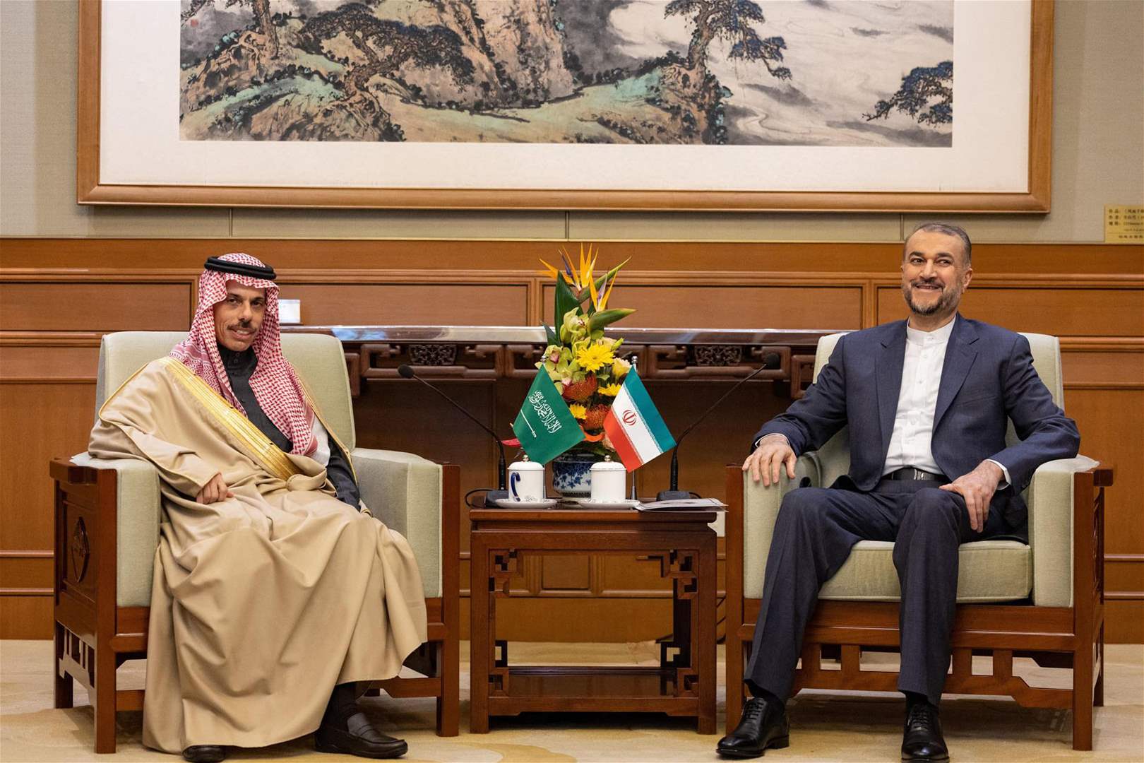 الرياض وطهران تؤكدان متابعة تنفيذ اتفاقهما لتحقيق "الأمن والاستقرار" في الشرق الأوسط