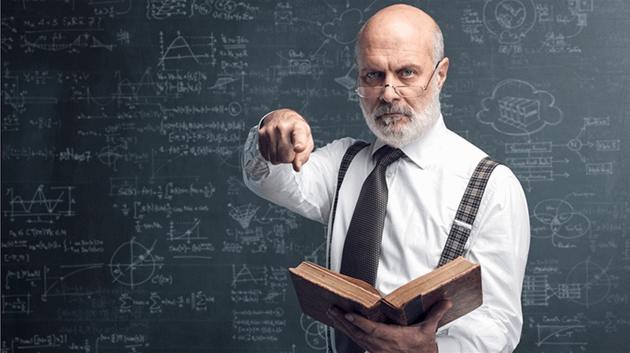 فصل معلم طلب من تلاميذه كتابة نعي يُنشر بعد وفاتهم !