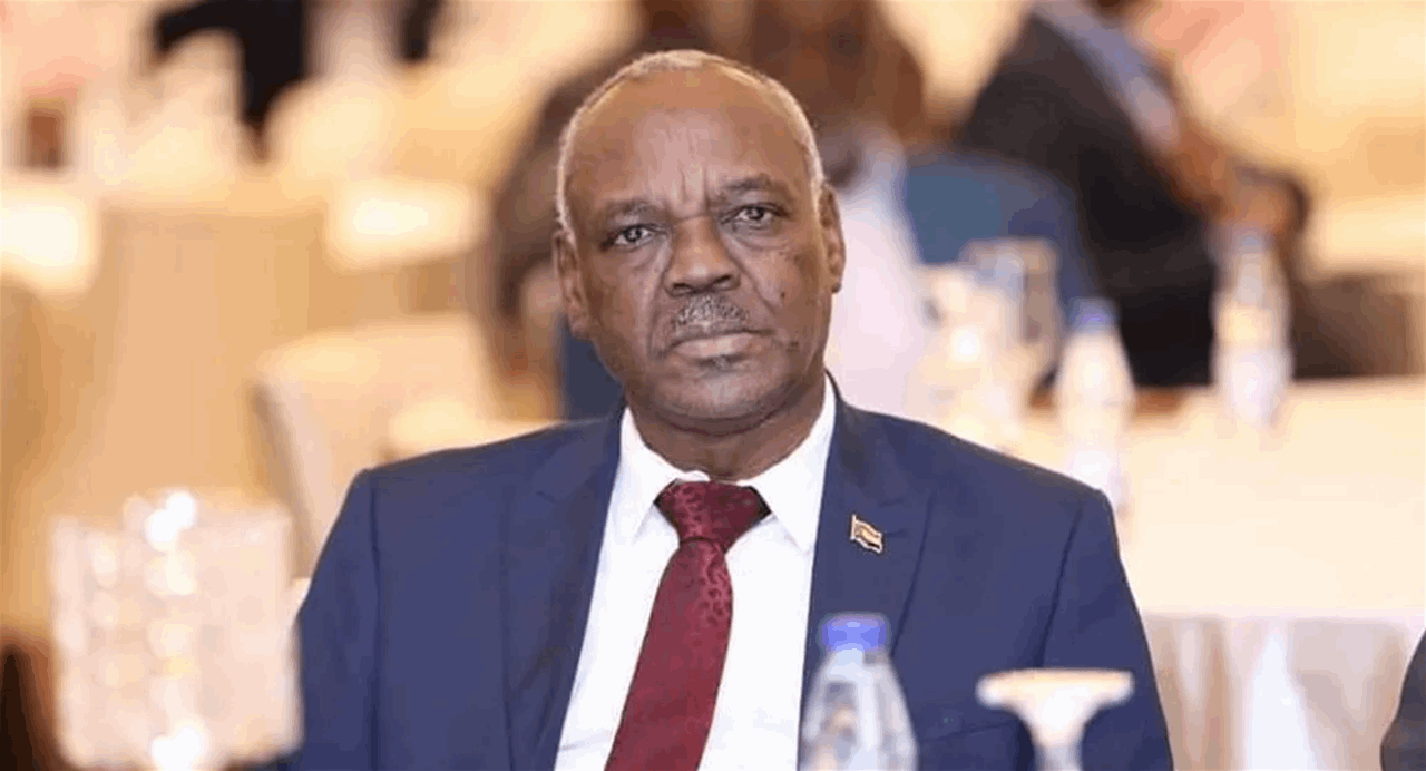 مقتل اثنين من أسرة وزير سوداني بقصف على منزله في الخرطوم  