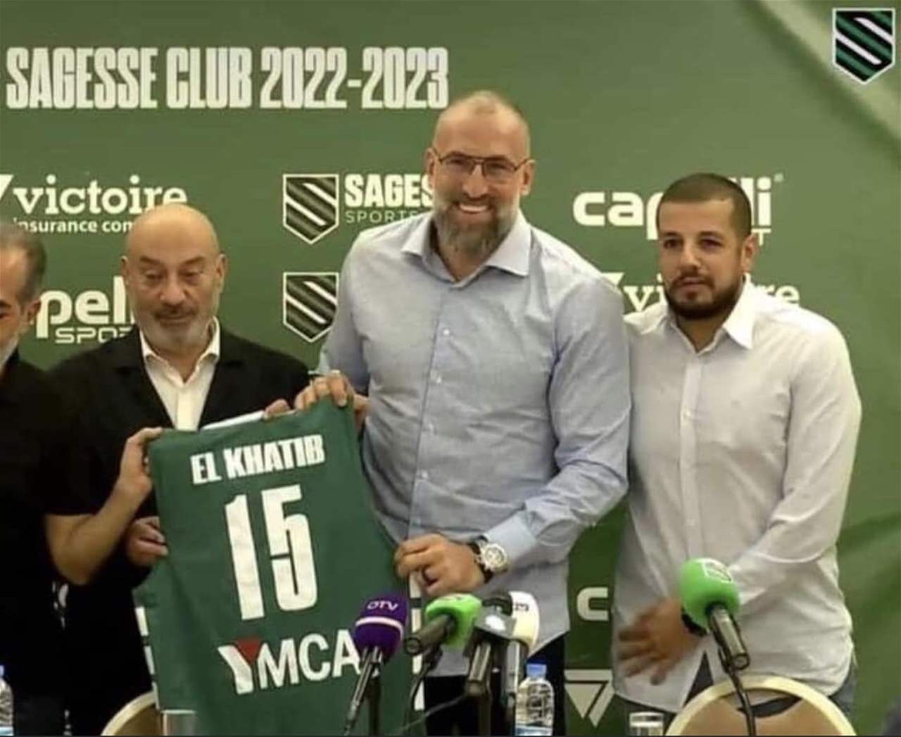 هل سيعود فادي الخطيب للعب في صفوف نادي الحكمة؟