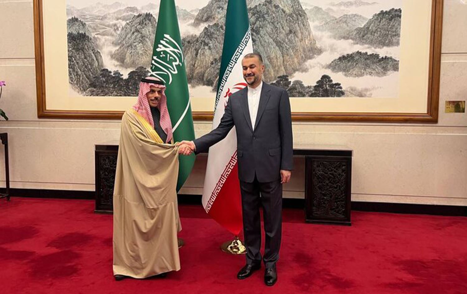     وزير الخارجية السعودي: سنقدم التسهيلات اللازمة للحجاج الإيرانيين ولإعادة فتح السفارة في الرياض