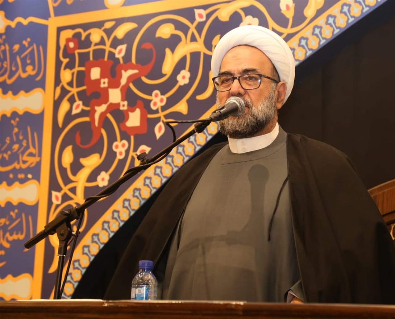 شريفة: المنطقة تسير في اتجاه الانفراجات ونحن نتفنن في انتاج الازمات