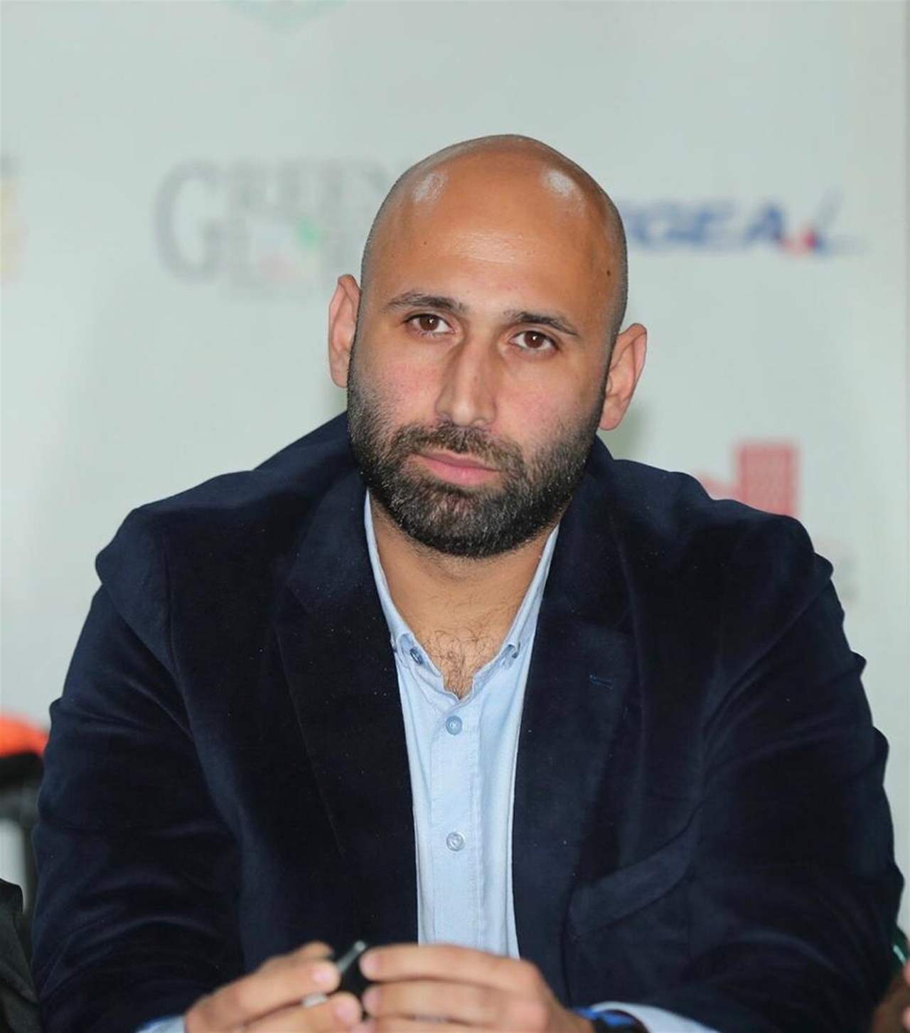 أمين صندوق نادي الأنصار أيمن الشامي ييشّر الأنصاريين :" نعمل بعيداً عن الإعلام".. وهذا ما كشفه عن الجهاز الفني الجديد