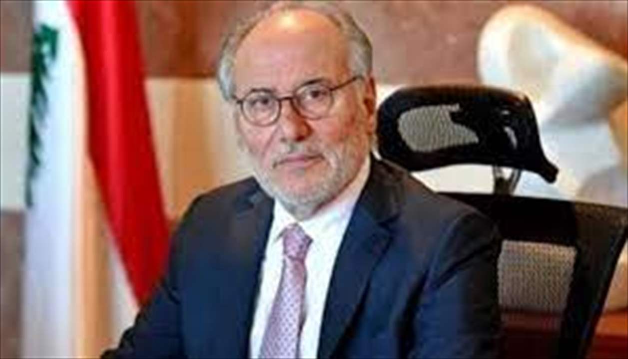 وزير التربية عباس الحلبي يحدد مواعيد الامتحانات الرسمية