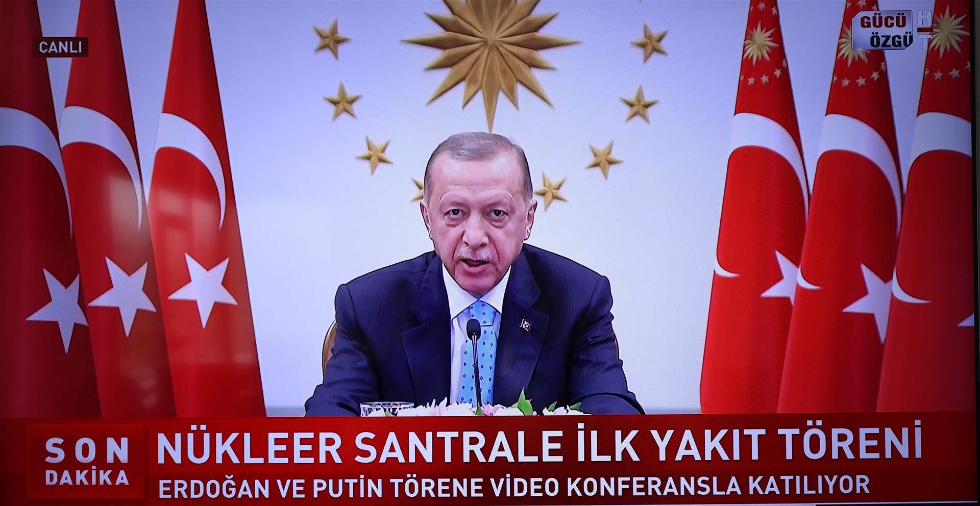 إردوغان يظهر مجددا على التلفزيون بعد يومين على وعكته الصحية