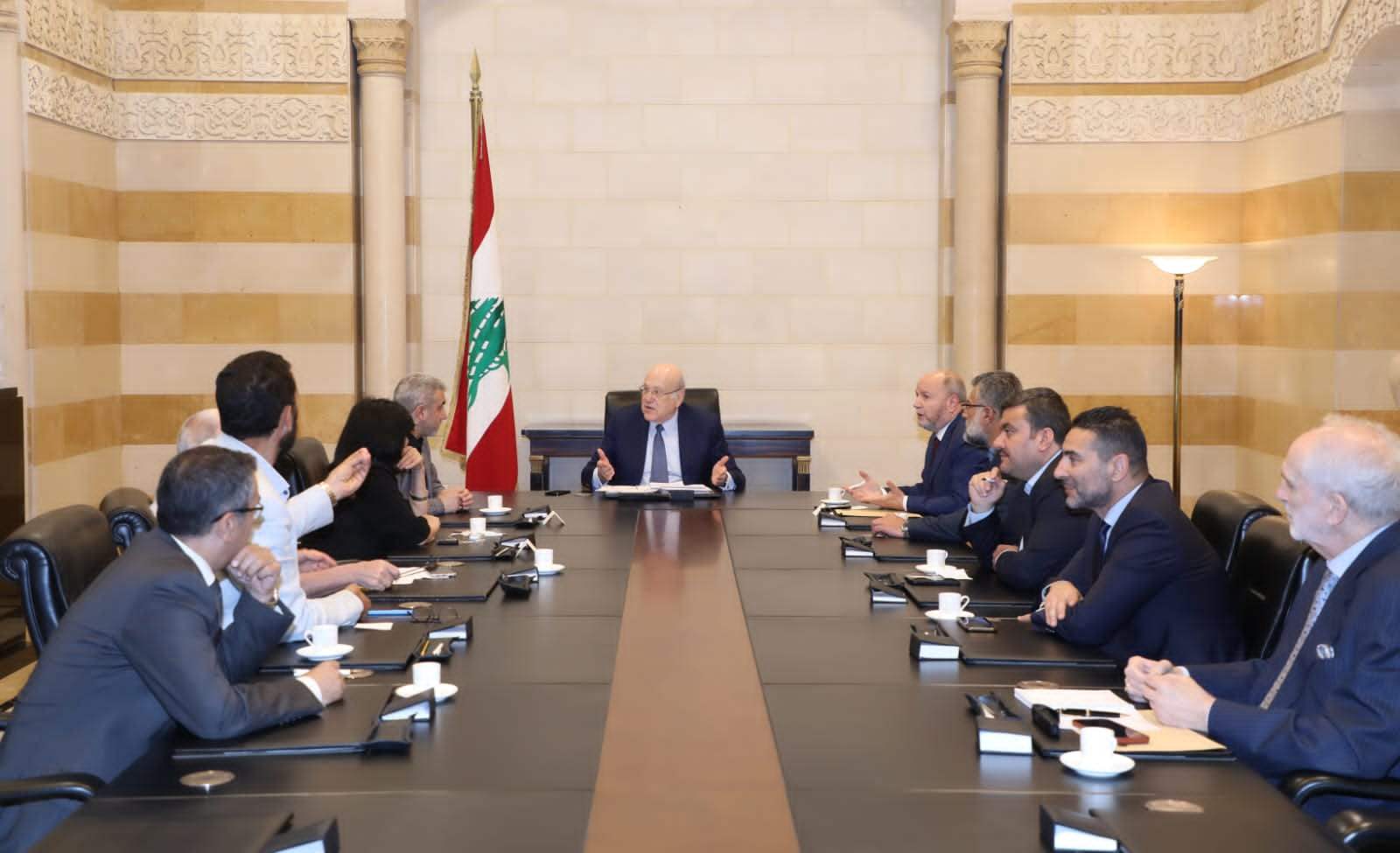 ميقاتي عرض مع وفد موظفي الإدارة العامة مطالبهم في حضور بيرم واستقبل وزراء ونوابا