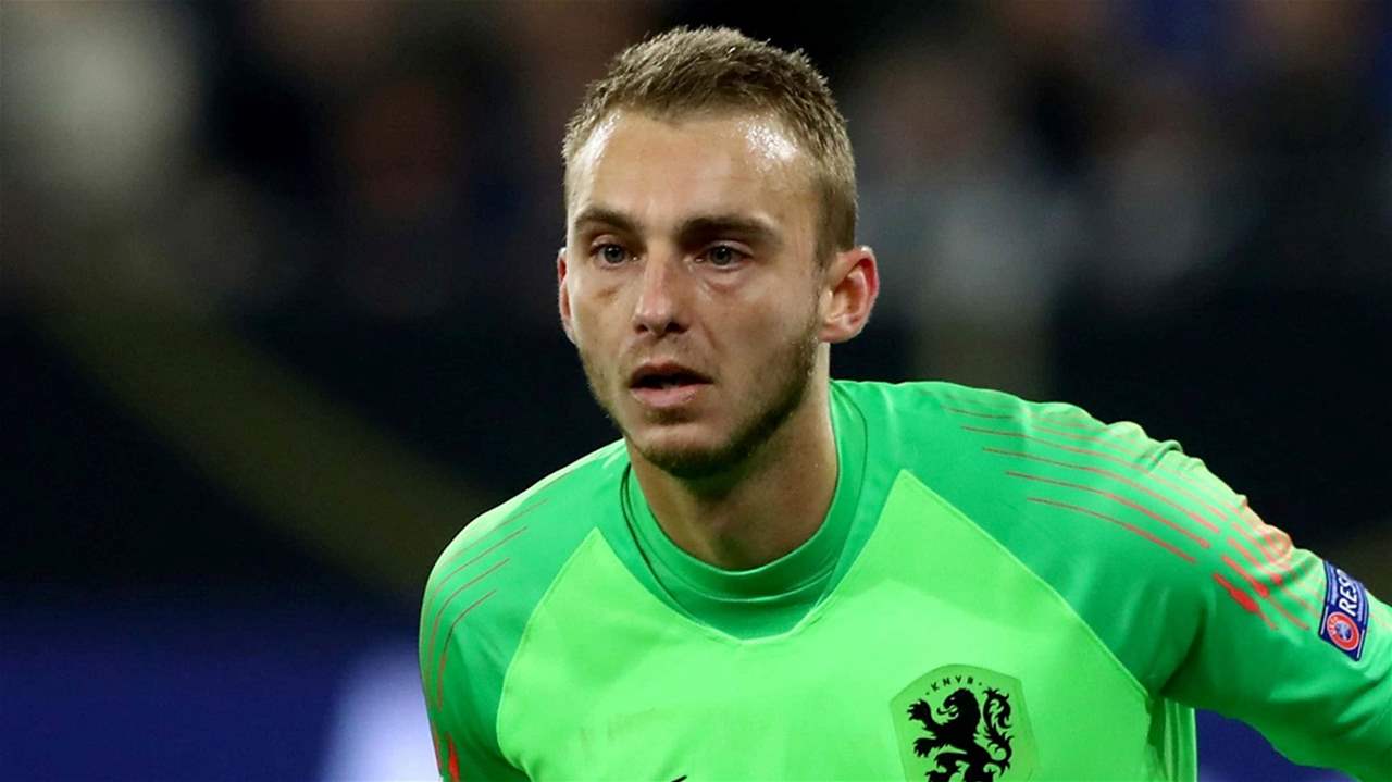 فيديو - حارس برشلونة ينطح المرمى انتقاماً من خطأه الكوميدي