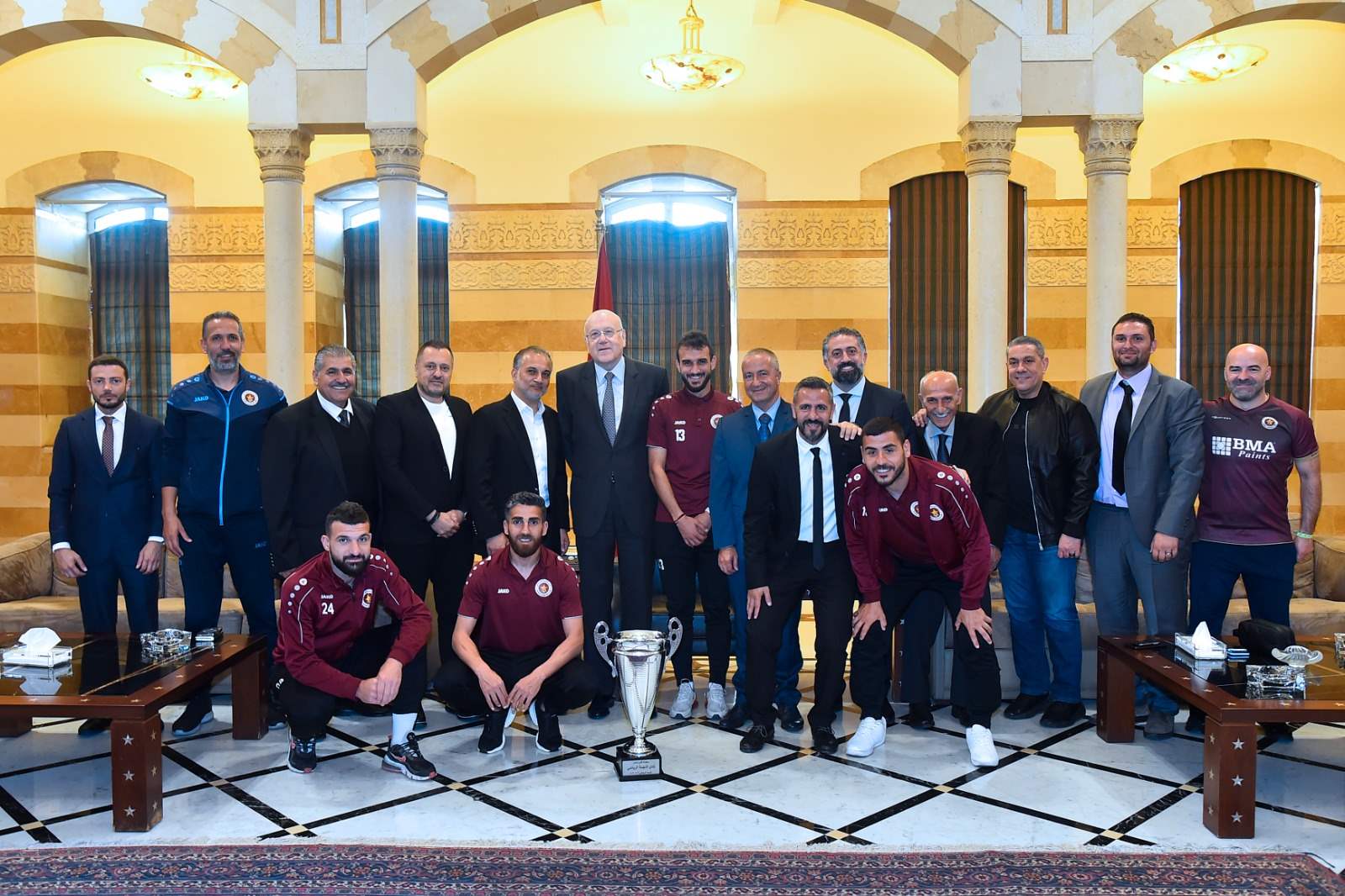 ميقاتي يستقبل وفدًا من نادي النجمة الرياضي