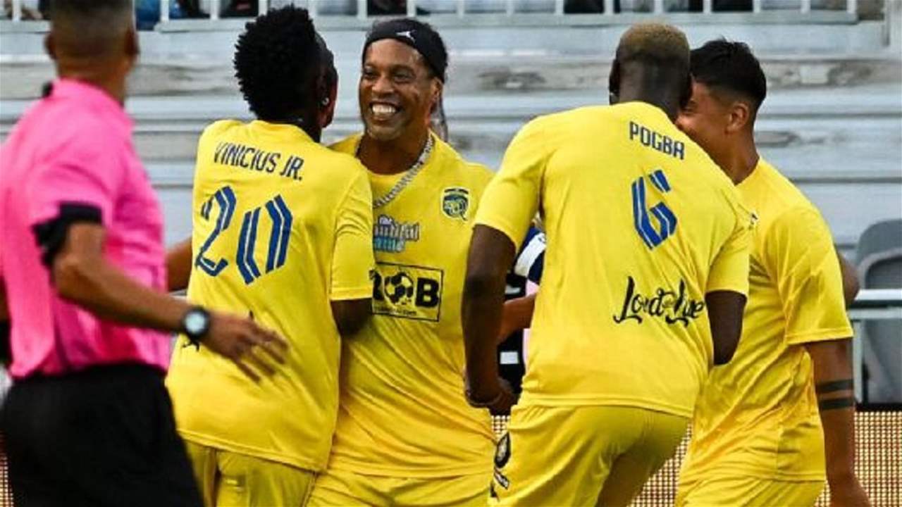 صورة - هذا هو قميص فينيسيوس المُهدى الى بطل العالم
