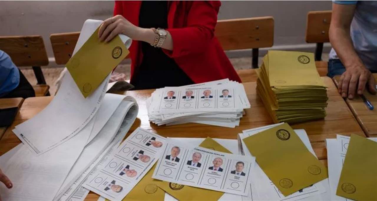 بعد فرز 98% من الأصوات.. المنافسة تحتدم على الرئاسة التركية