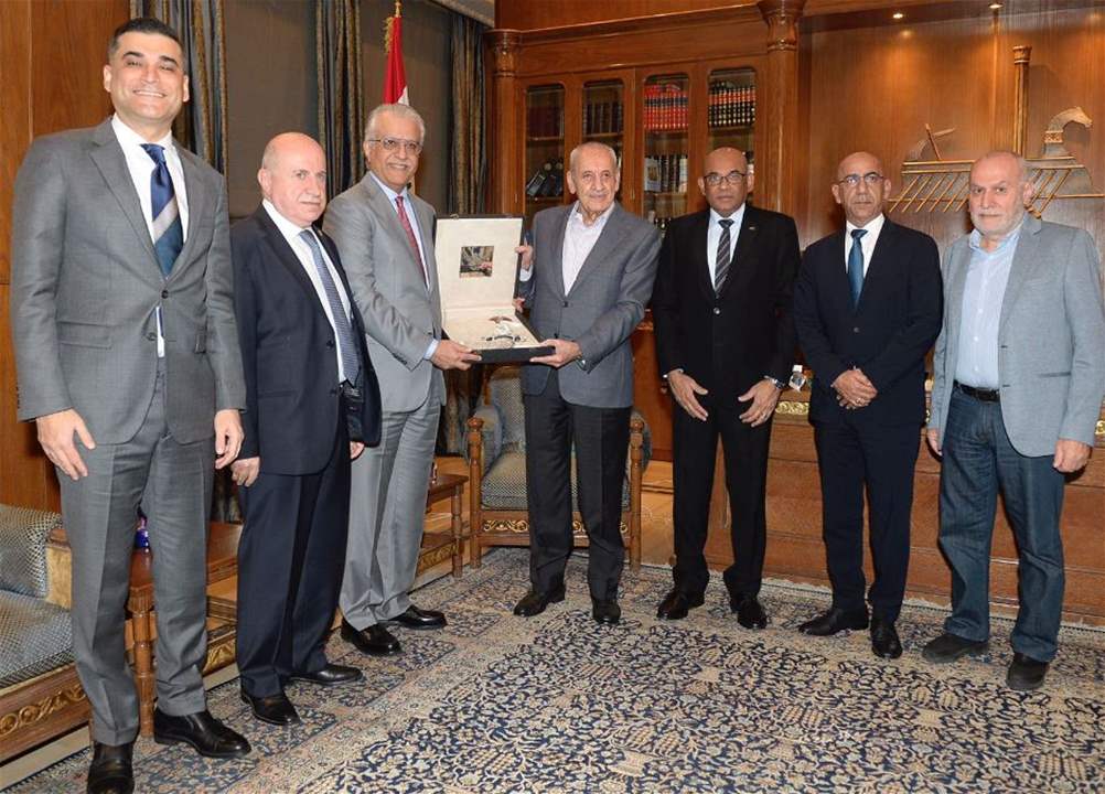  رئيس الإتحاد الآسيوي لكرة القدم سلمان بن إبراهيم آل خليفة يزور الرئيس نبيه بري في عين التينة 