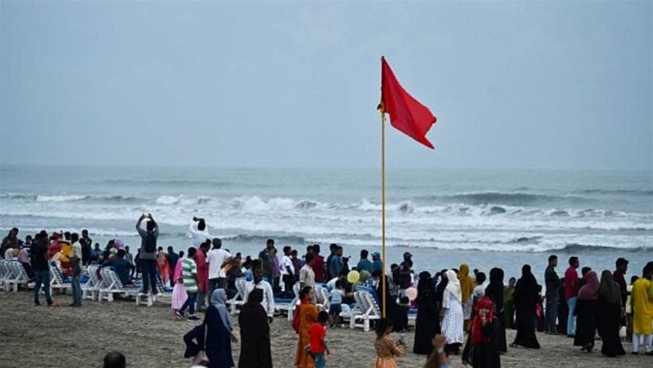 هذا ما أحدثه الإعصار "موكا"! 