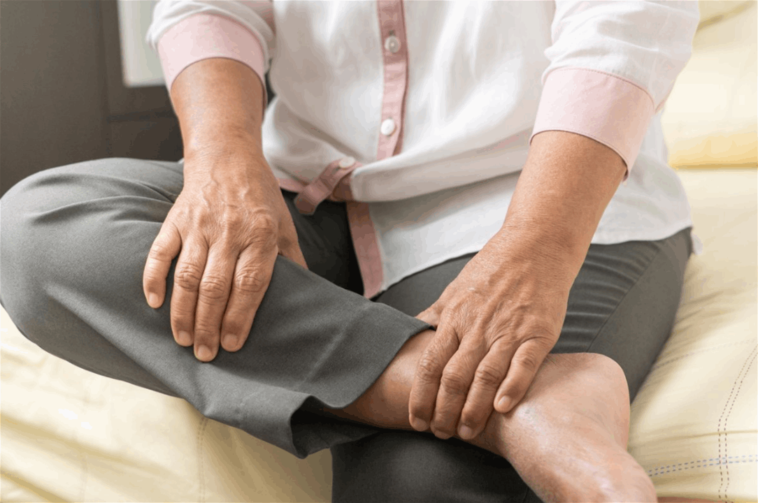 الأطباء يكشفون الأعراض "الصامتة" لتجلط الدم