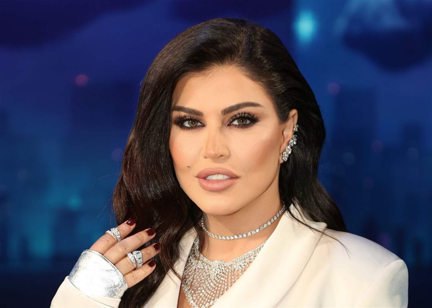 جومانا مراد تدمع وهي تروي آخر لحظاتها مع والدها وما قاله لها قبل وفاته مؤثر: كان حاسس إنو رح يموت