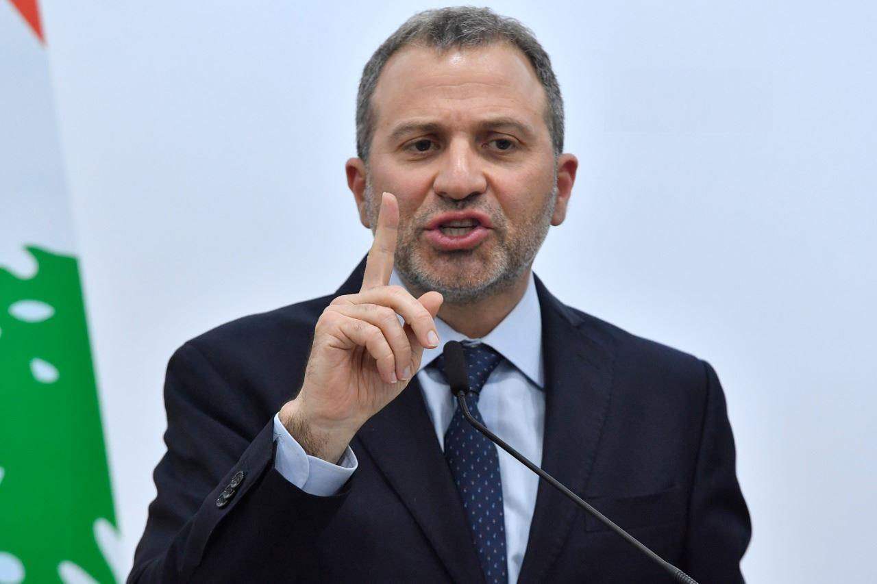 "أين كانوا بمعركة الكهرباء".. باسيل يتوعد من فرنسا "رؤساء وقضاة ونواباً وصحافيين": سوف نلاحقكم!
