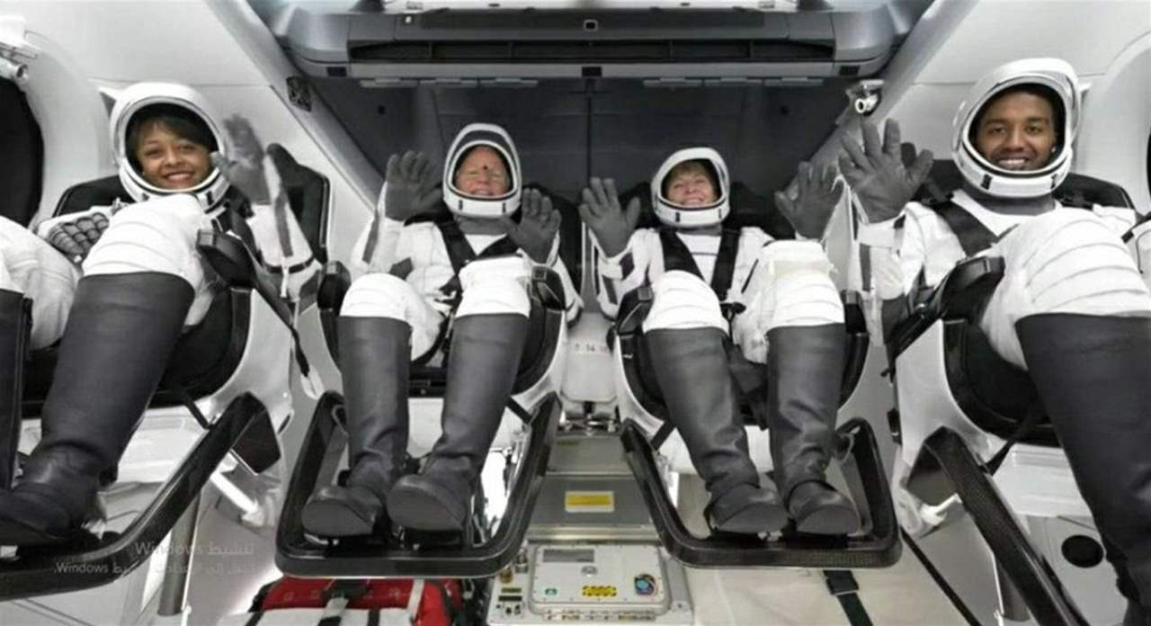 بالفيديو ـ  وصول أول رائدي فضاء سعوديين يصلان إلى محطة الفضاء الدولية.. ريانة برناوي: &quot;السلام عليكم من الفضاء&quot; ! 