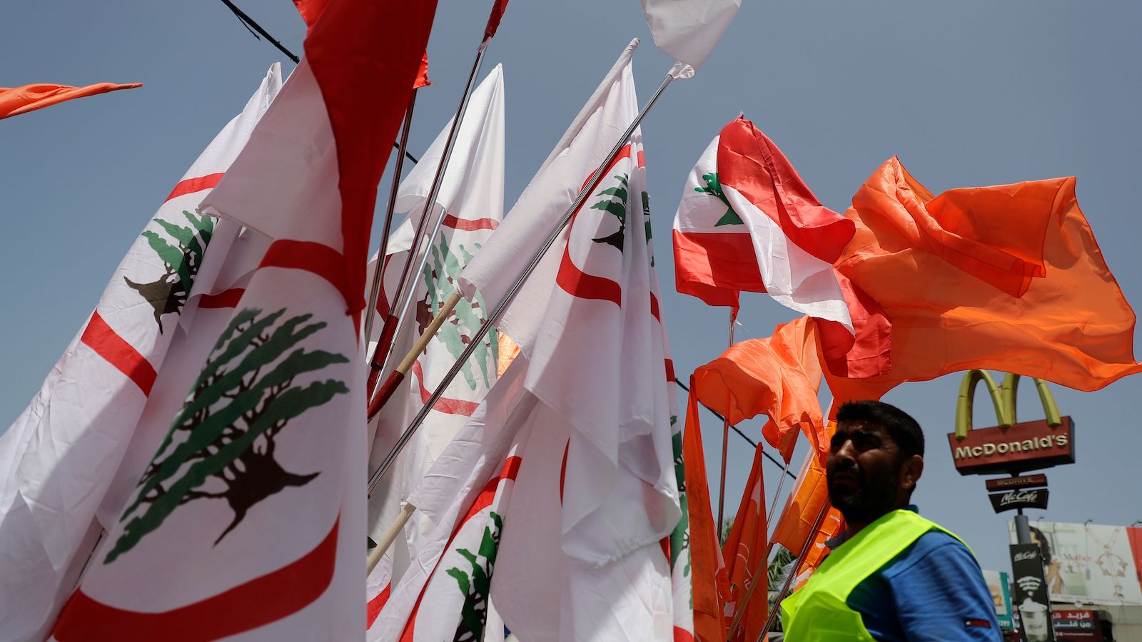 "الأخبار": خلافات داخل "التيار" و"القوات" حول المرشح البديل لمواجهة سليمان فرنجية